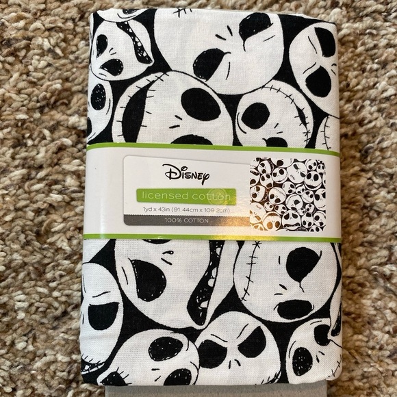 Disneys Nightmare Before Christmas Fabric Licensed Cloth - Picture 1 of 3